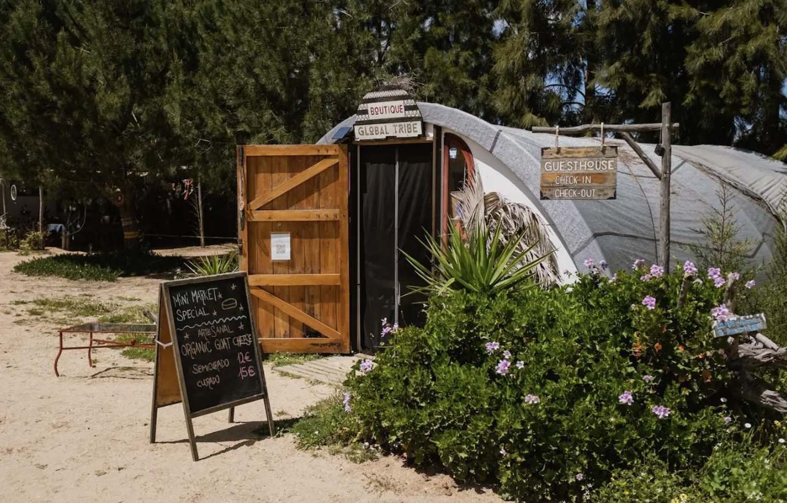 Descubre esta aldea ecológica en Huelva donde podrás alojarte en tipis Descubre esta aldea ecológica en Huelva donde podrás alojarte en tipis