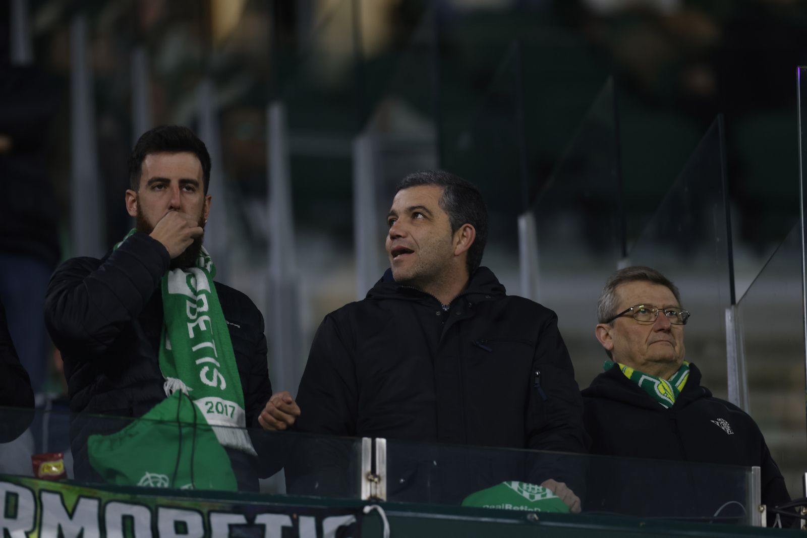 Búscate en las fotos del Betis-Barcelona