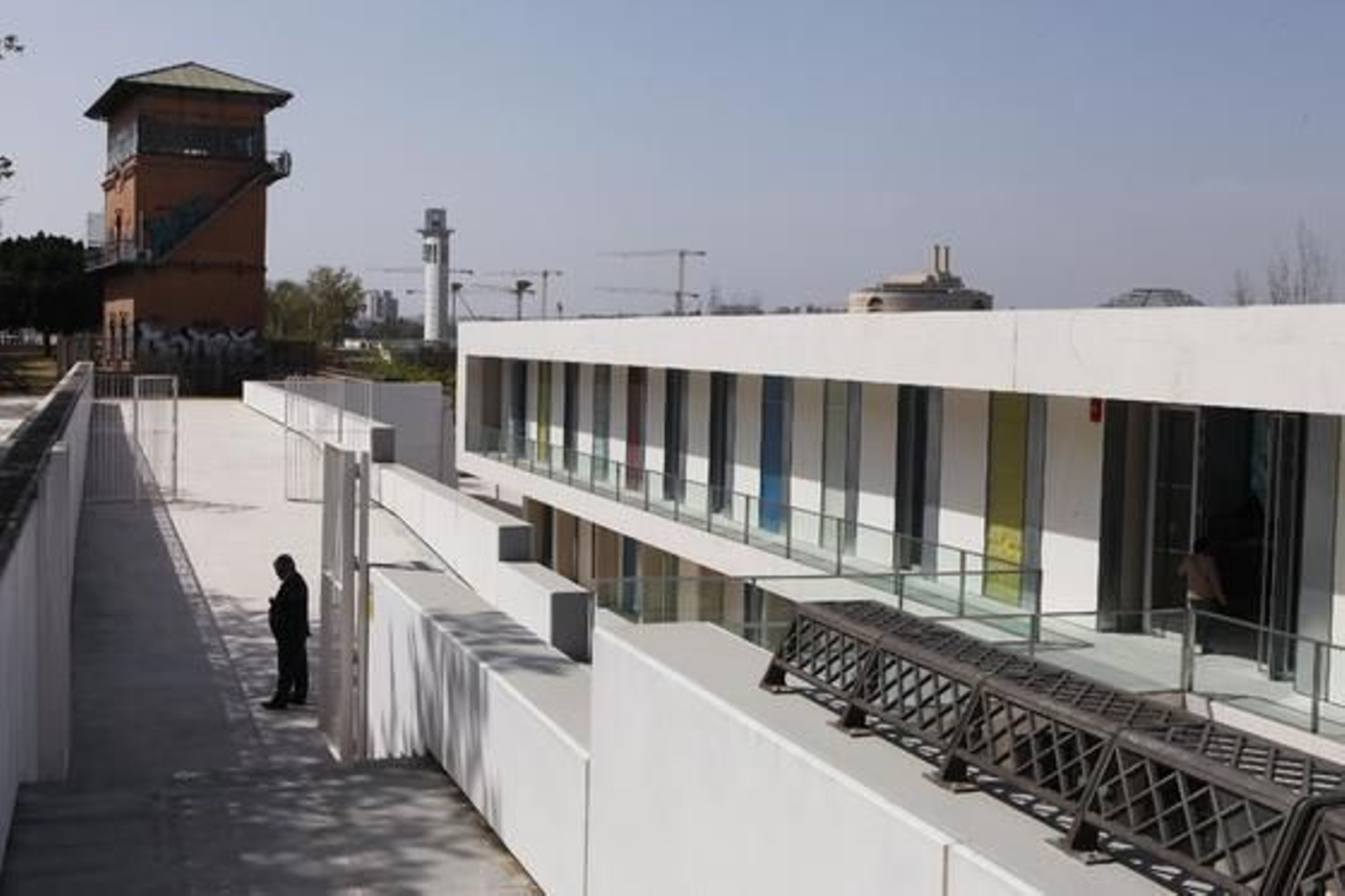 Vista trasera del edificio.

Foto: José Ángel García