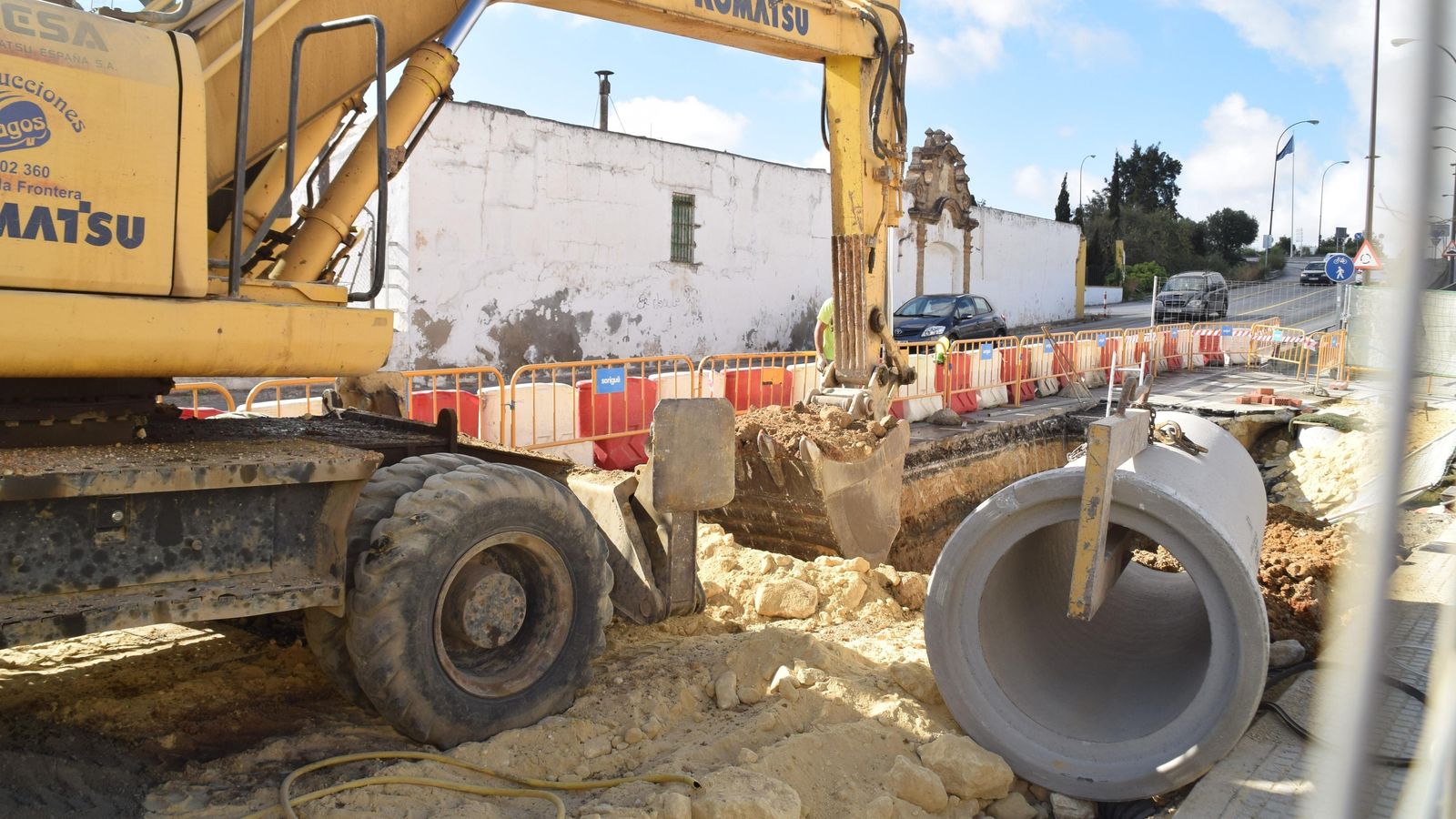 Trabajos para la renovación de las redes de la barriada Bazán.