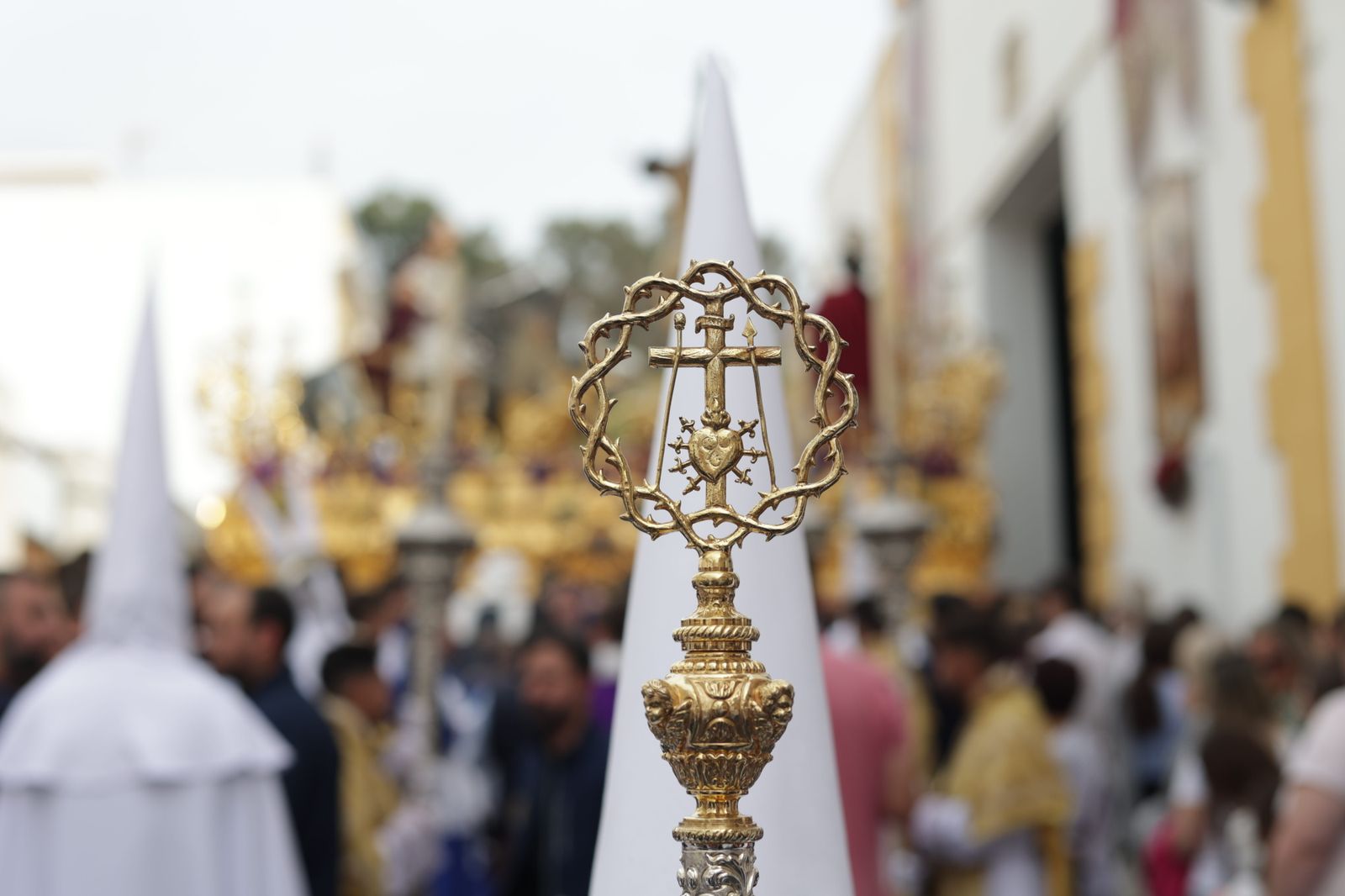 Martes Santo: la Hermandad de La Lanzada en imágenes