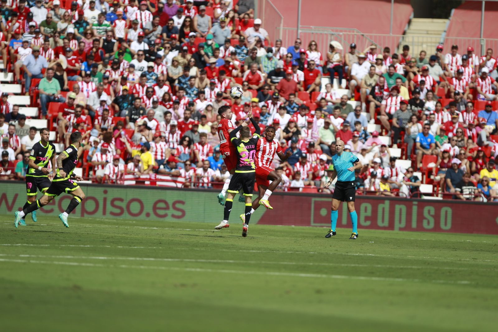 Imágenes de la U.D. Almería-Rayo Vallecano