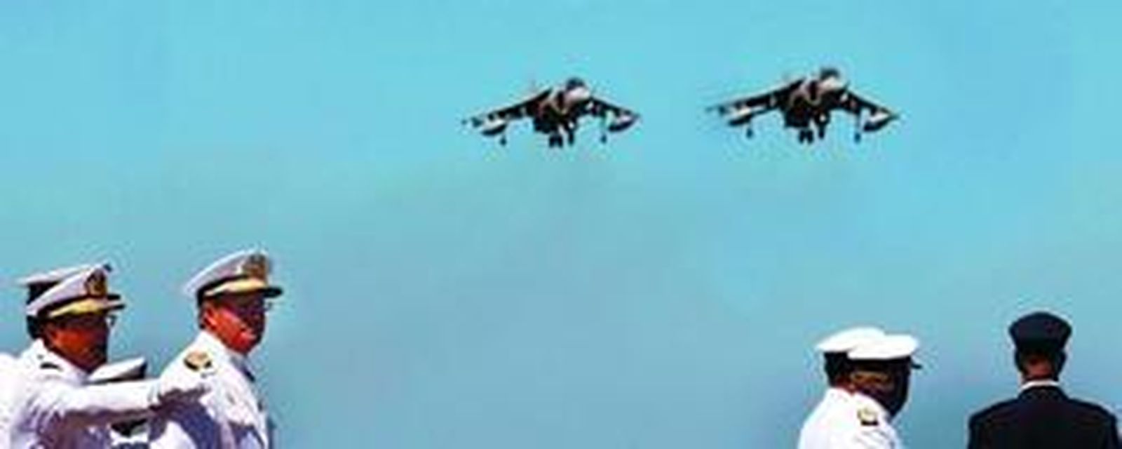 Toma de posesión del nuevo almirante jefe de la Flota