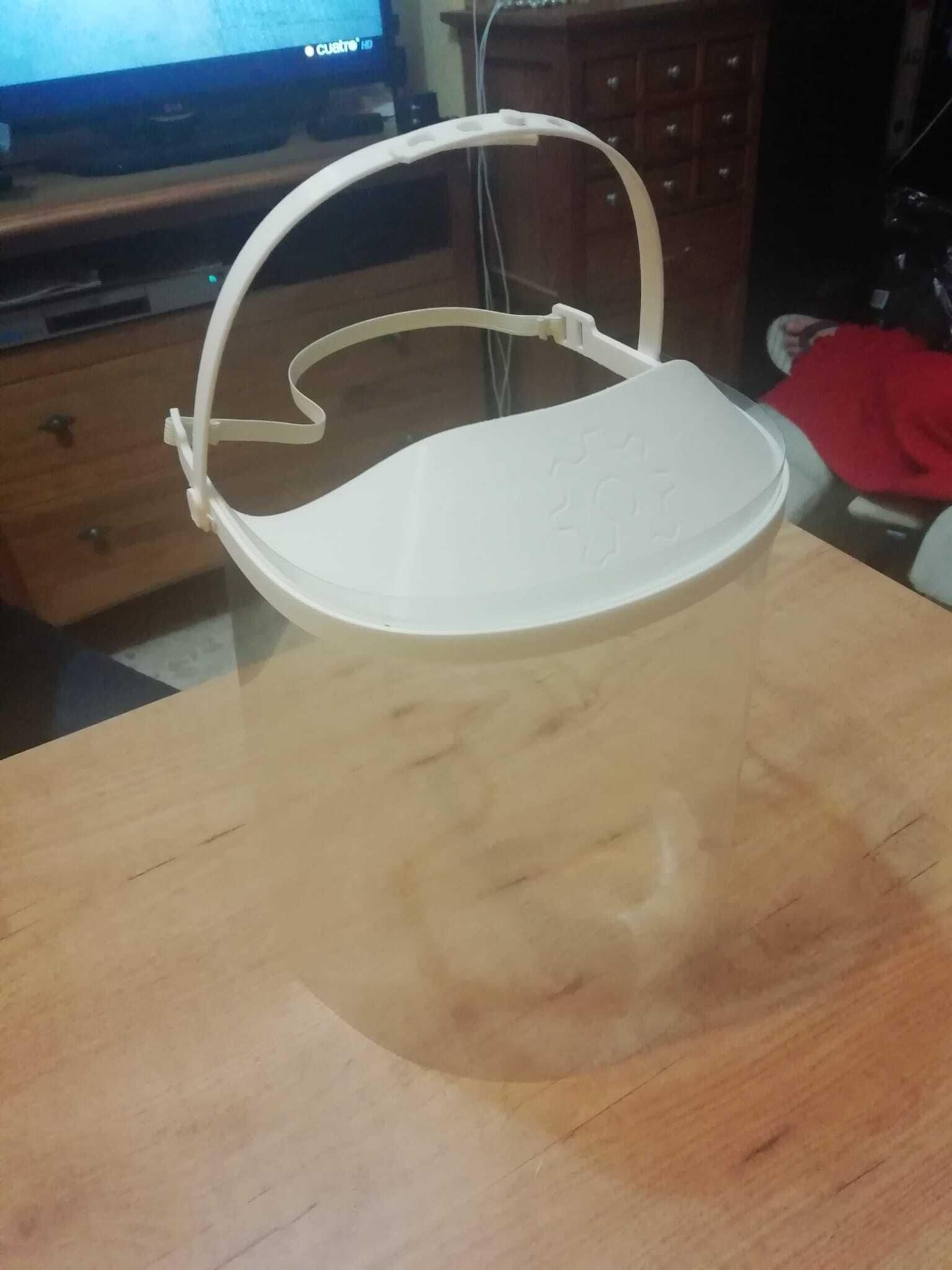 Imagen de una de las máscaras protectoras elaboradas por el instituto chiclanero.