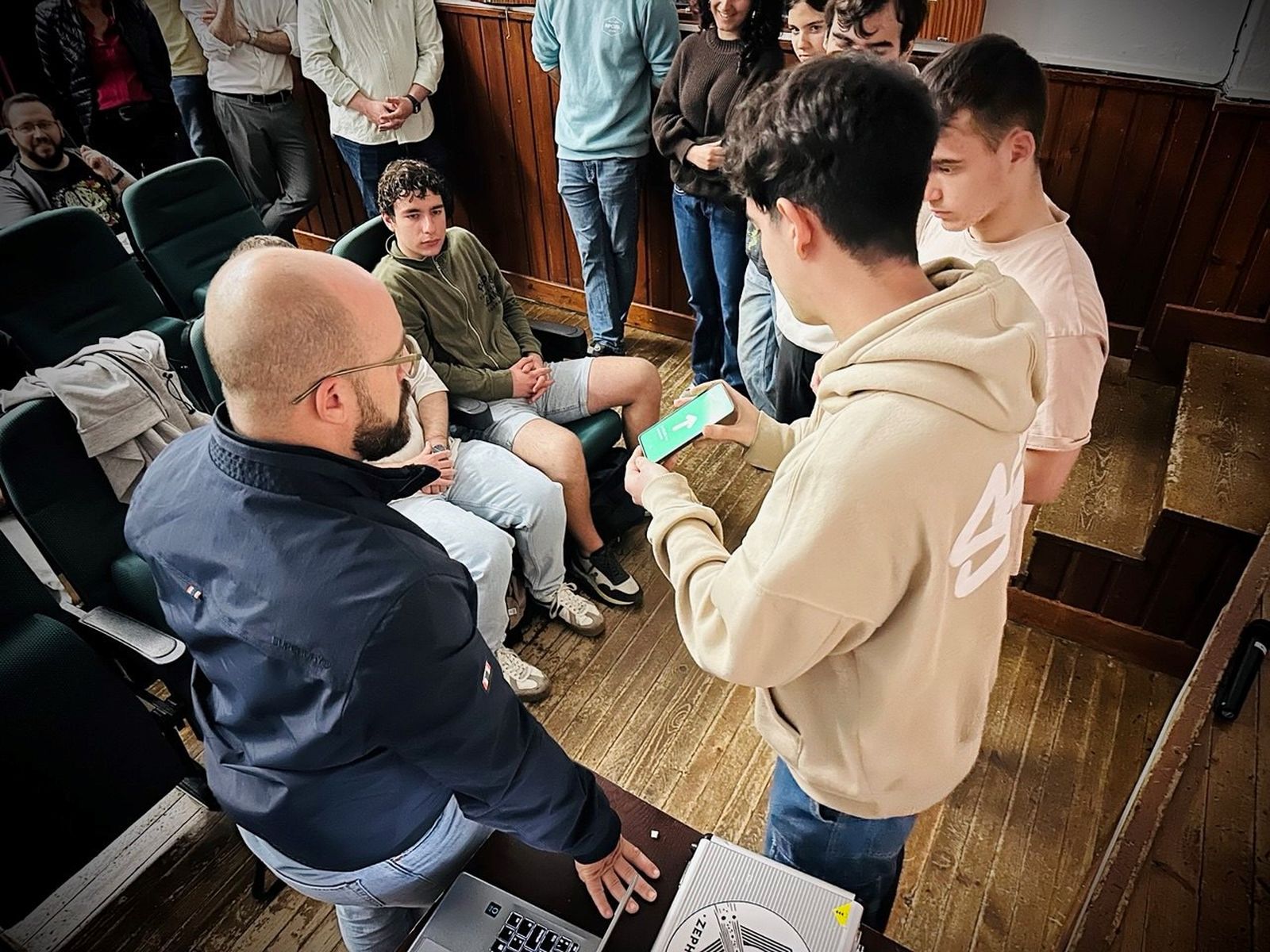 Germán Beardo, durante su visita al IES Santo Domingo.