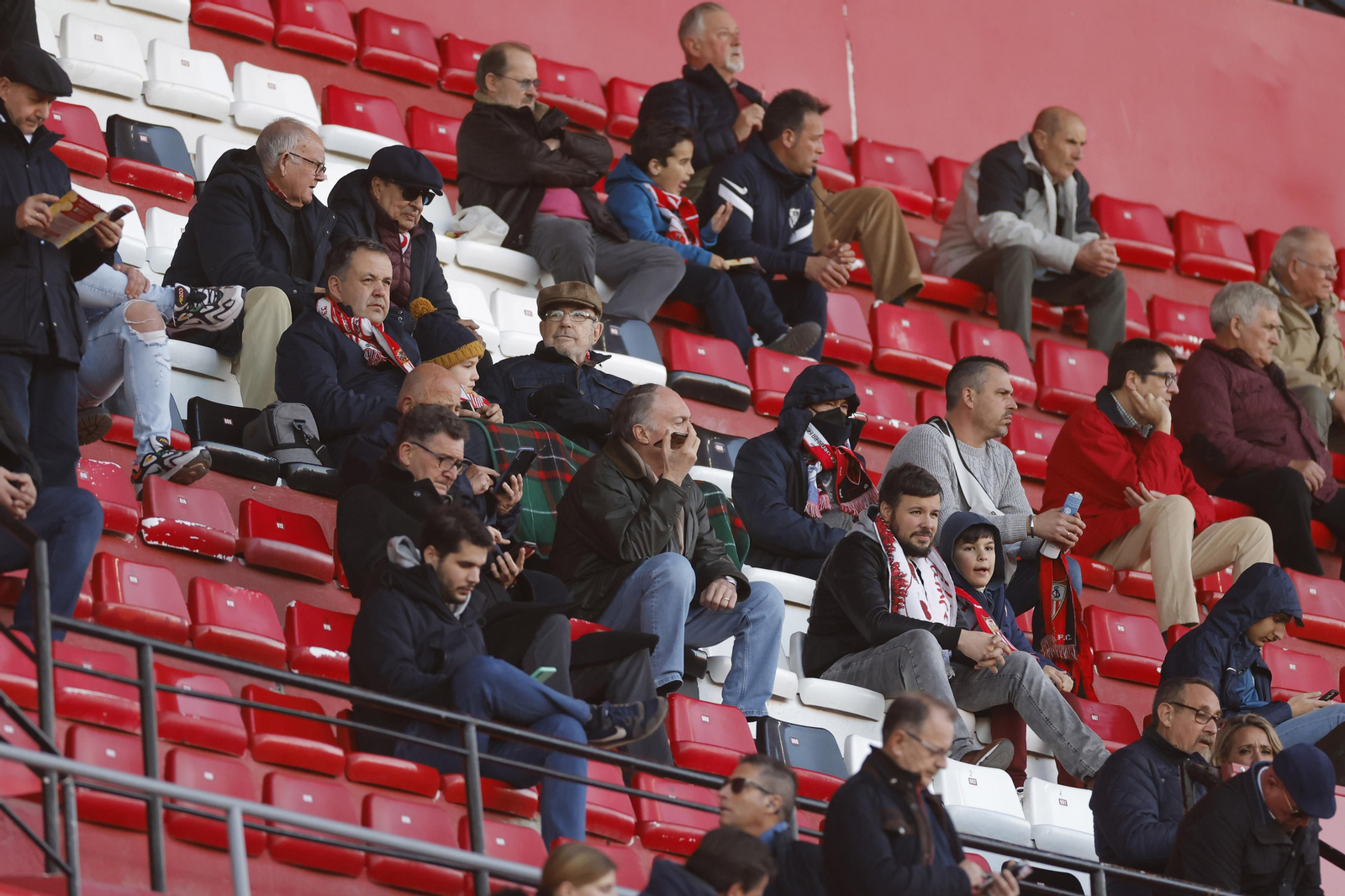 Búscate en las fotos del Sevilla-Mallorca