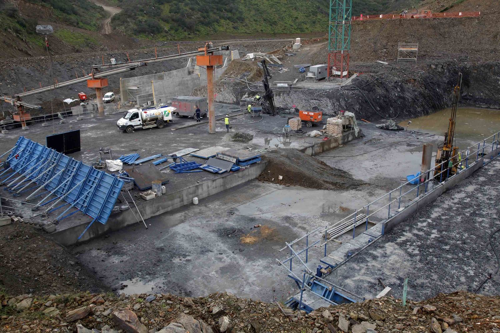 Imagen de archivo de las obras de la presa de Alcolea, actualmente paralizadas