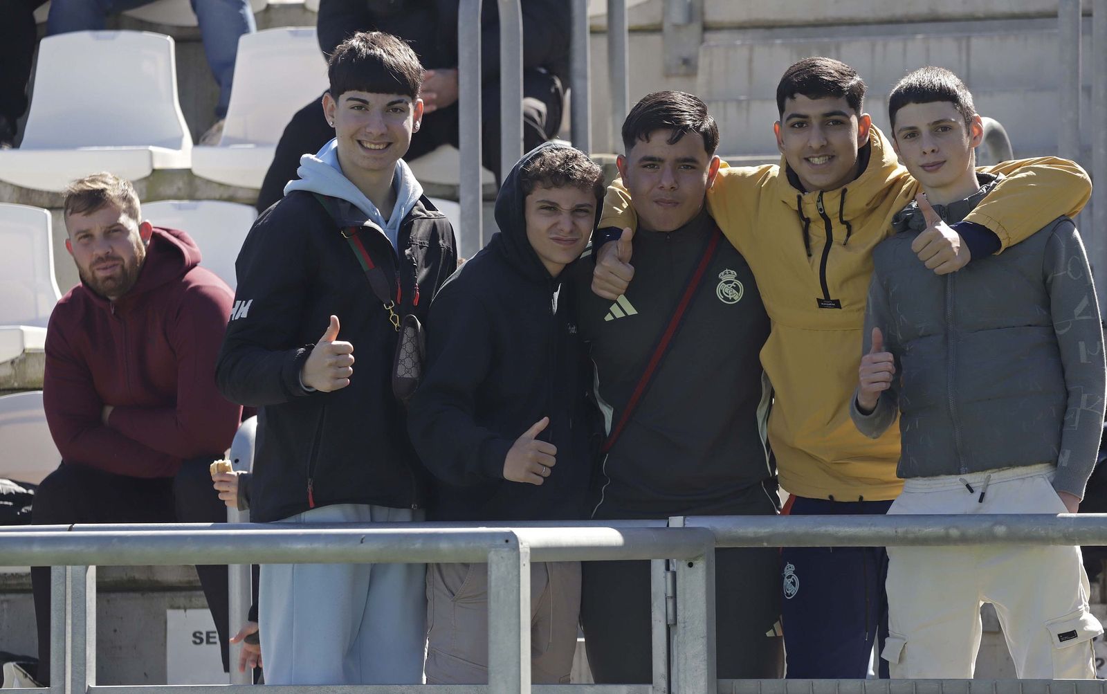 Búscate en el Ciudad de La Línea durante el Balona - San Roque de Lepe de Tercera Federación
