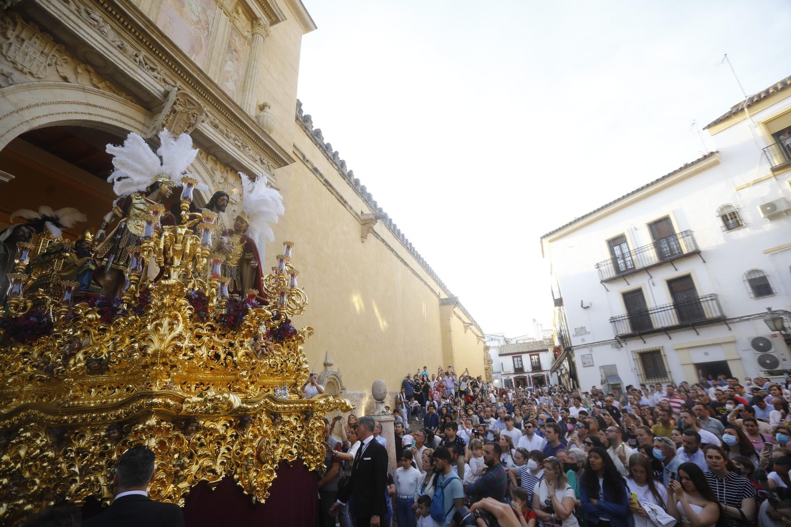 El traslado de la hermandad de la Estrella de Córdoba, en imágenes