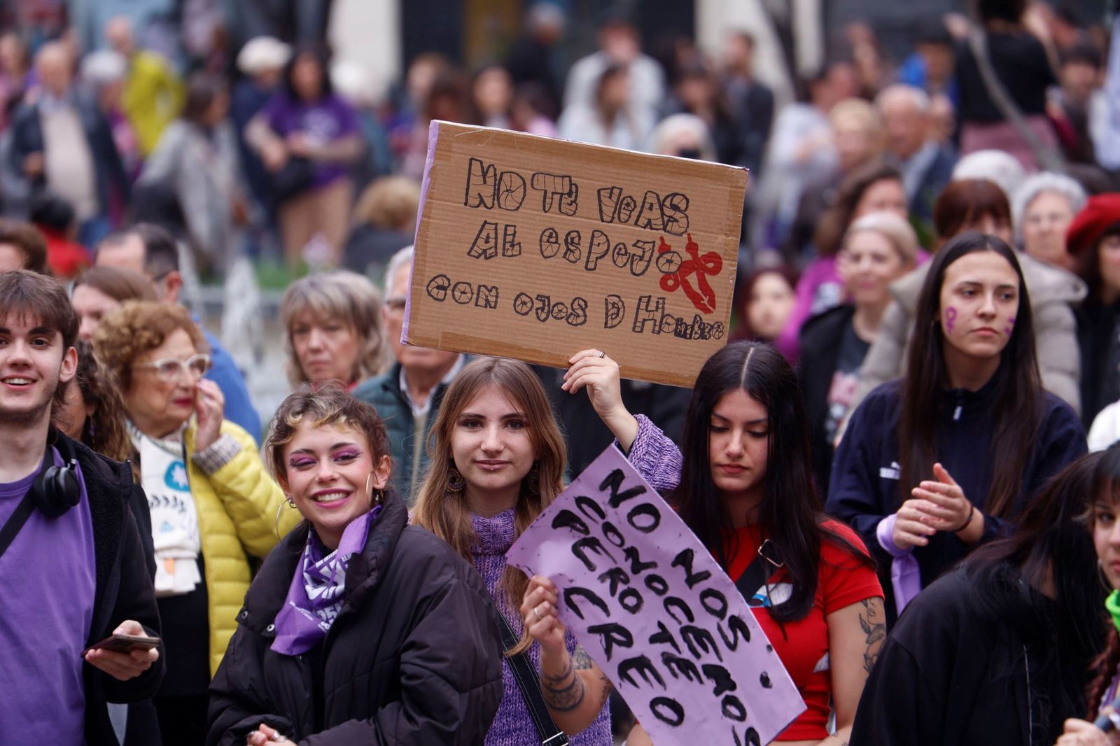 Las mejores imágenes de la manifestación del 8M en Córdoba