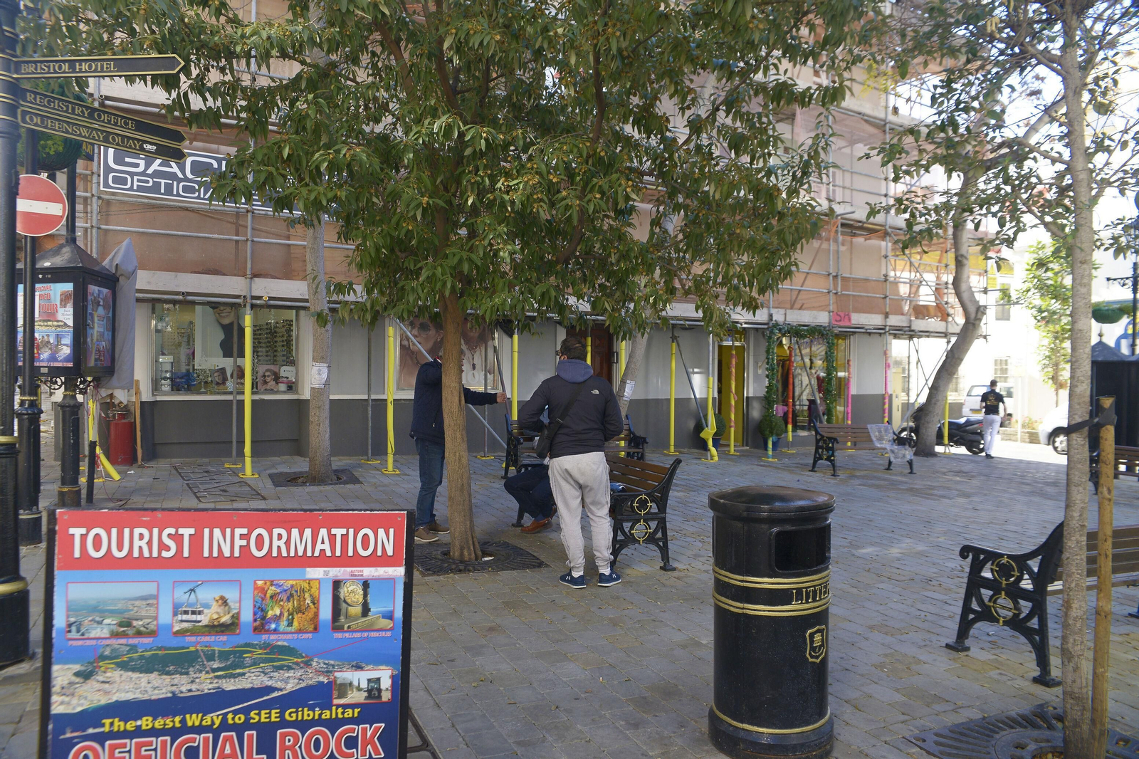 Una plaza céntrica de Gibraltar.