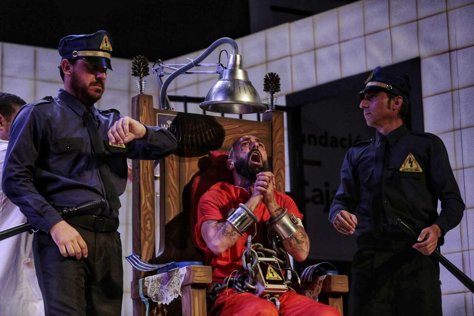 La Chirigota "gente con chispa"