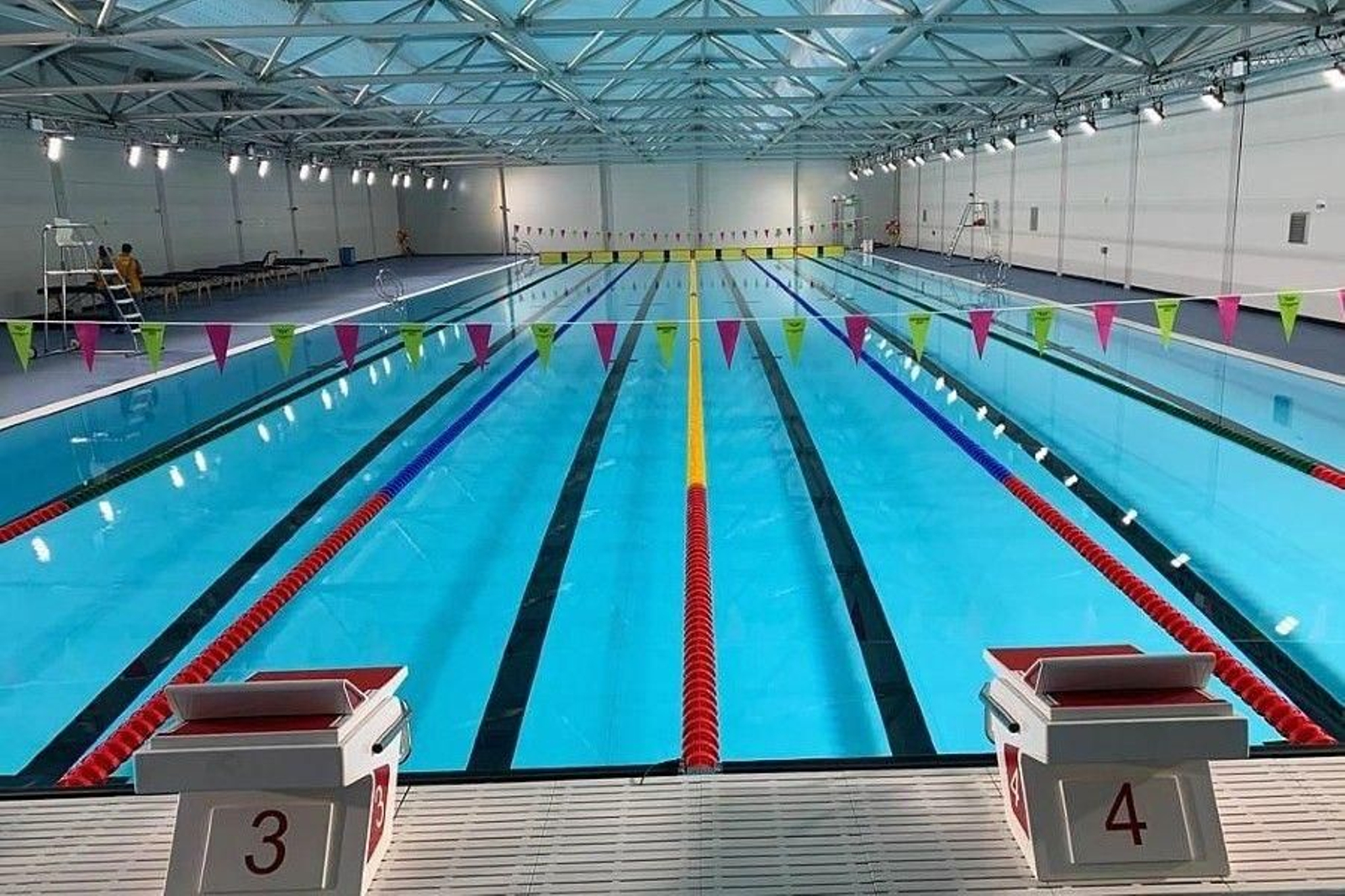 Piscina.