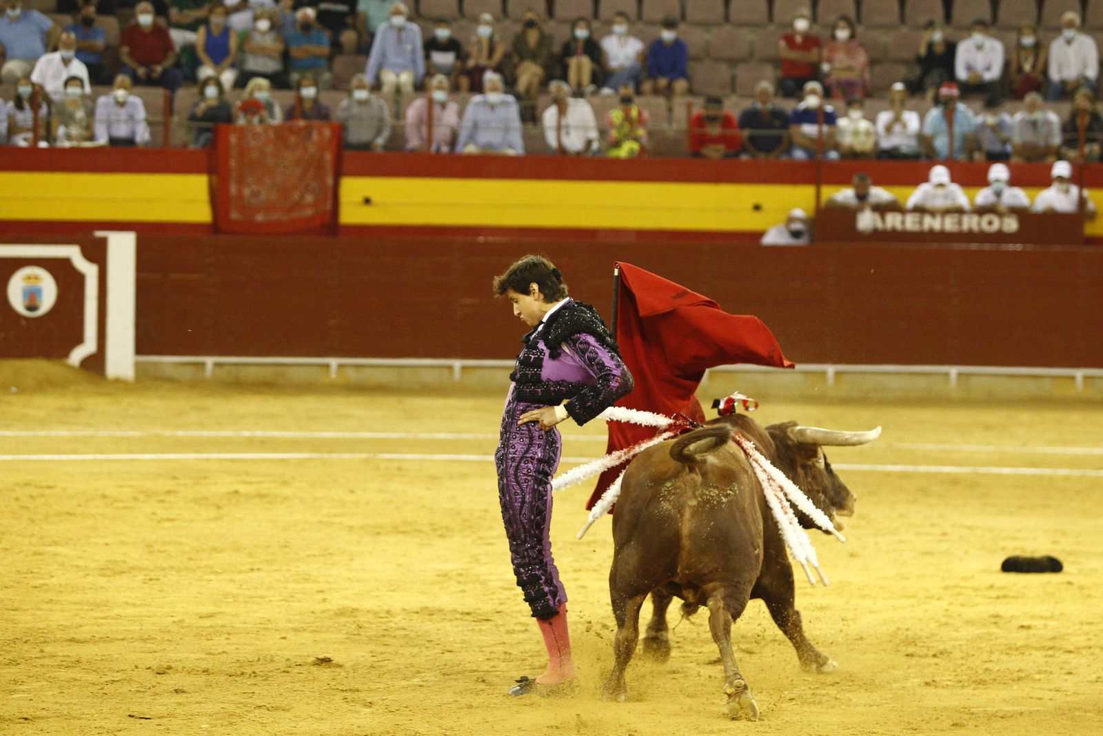 Fotogalería corrida de toros. Cayetano Rivera, Paco Ureña y Roca Rey. Roquetas de Mar.