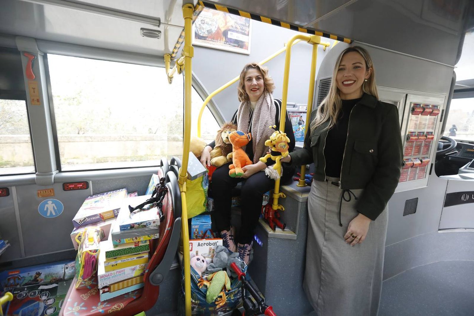 Eva Contador e Inmaculada Guillén en la presentación de la campaña.