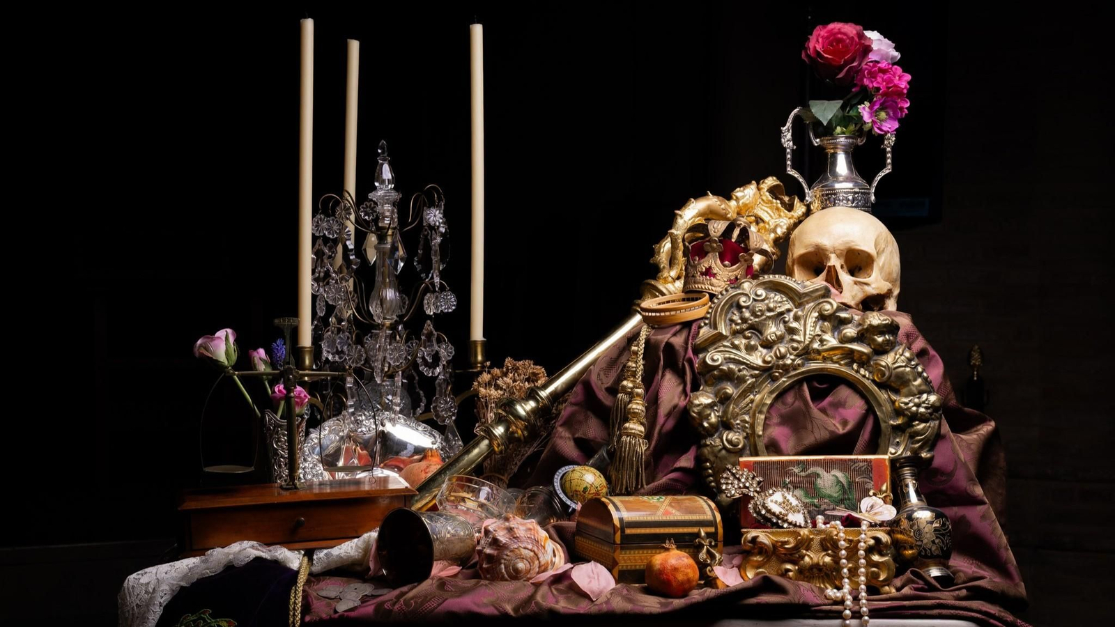 Altar de Cultos Jesús de la Amargura de Granada, Cristo Rey 2025.jpg