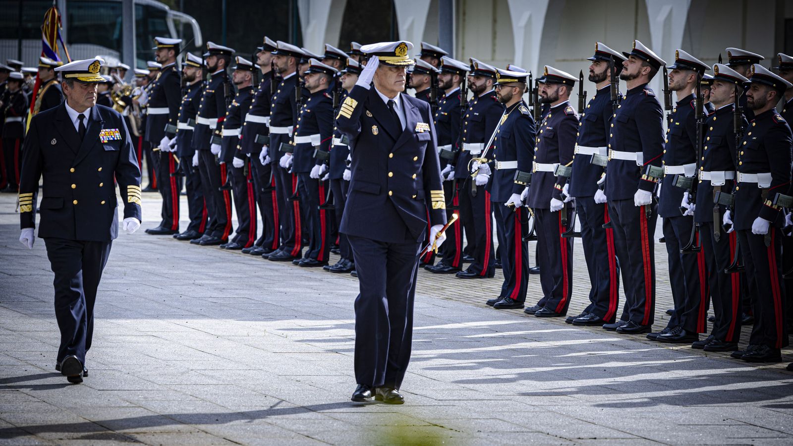 Las imágenes de la toma de posesión del comandante general de la Infantería de Marina