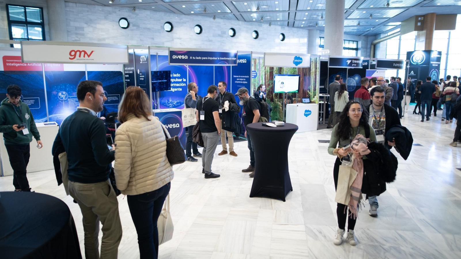 Imagen de los stands en el Palacio de Congresos