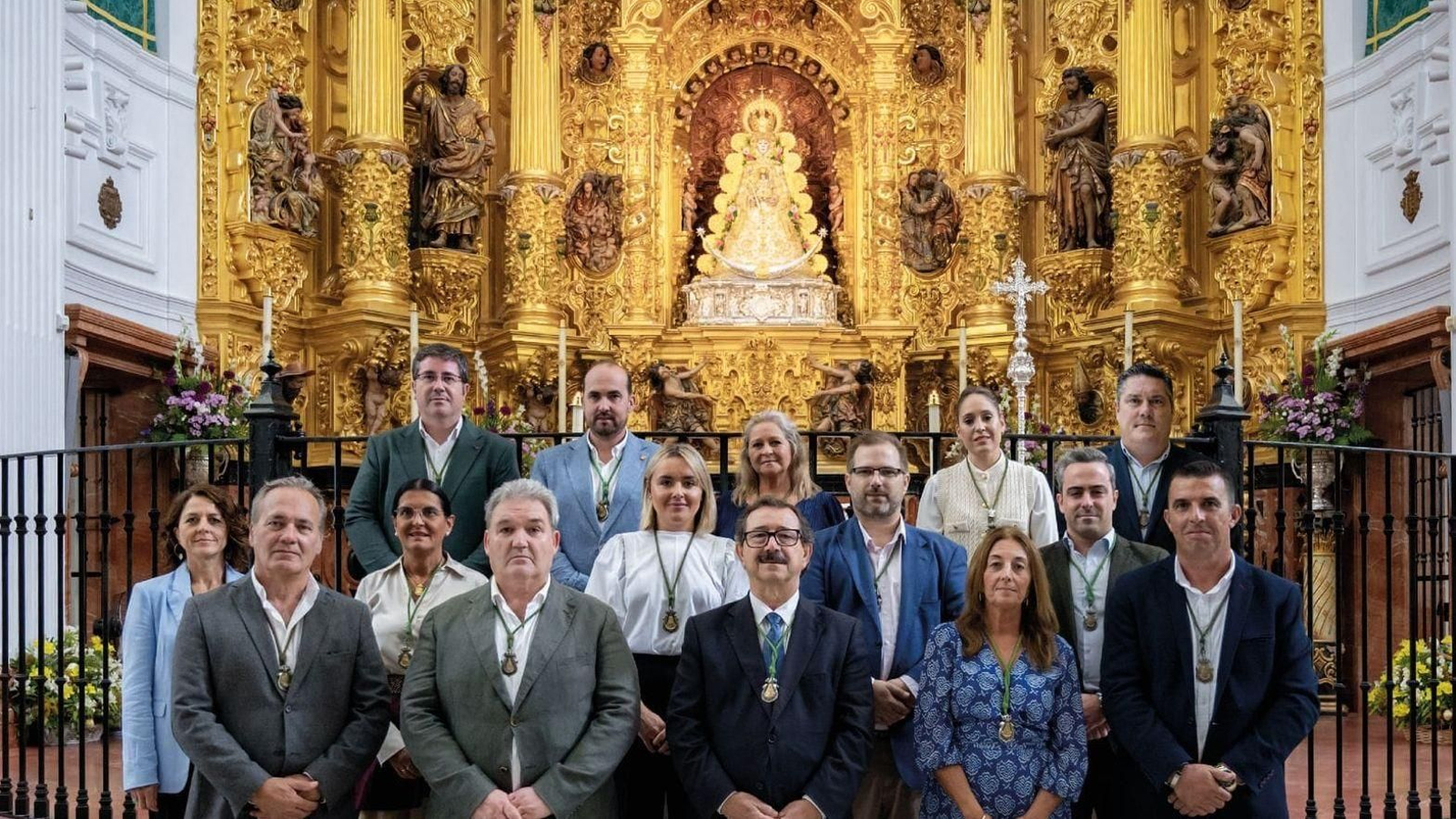 La Junta electa en el Santuario de la Virgen del Rocío