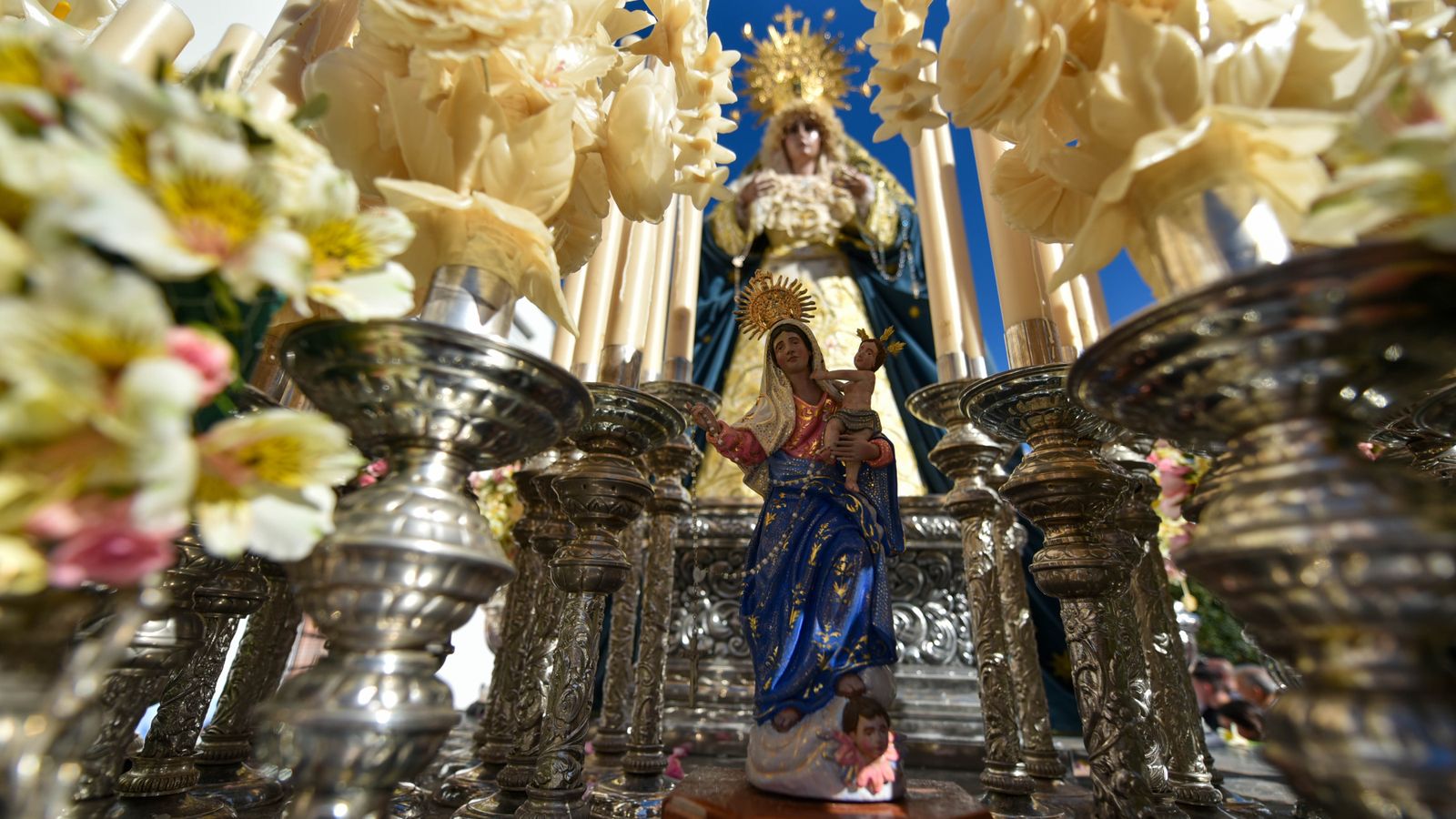 Fotos del Domingo de Ramos en Los Barrios: Borriquita y María Santisima de la Estrella