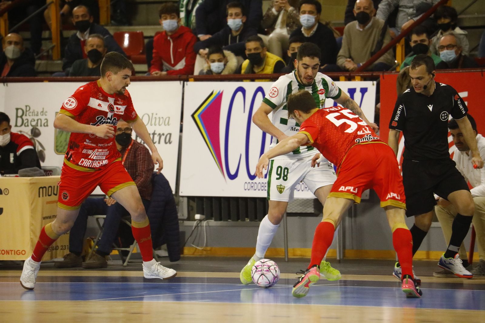 El empate del Córdoba Futsal ante el Jimbee Cartagena, en imágenes
