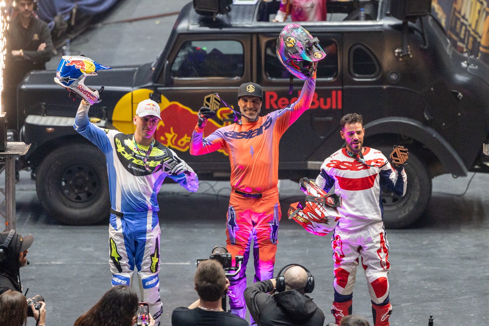 En imágenes: el Olivo Arena vibra con piruetas y motor en estado puro en el Soloflow Freestyle (1)