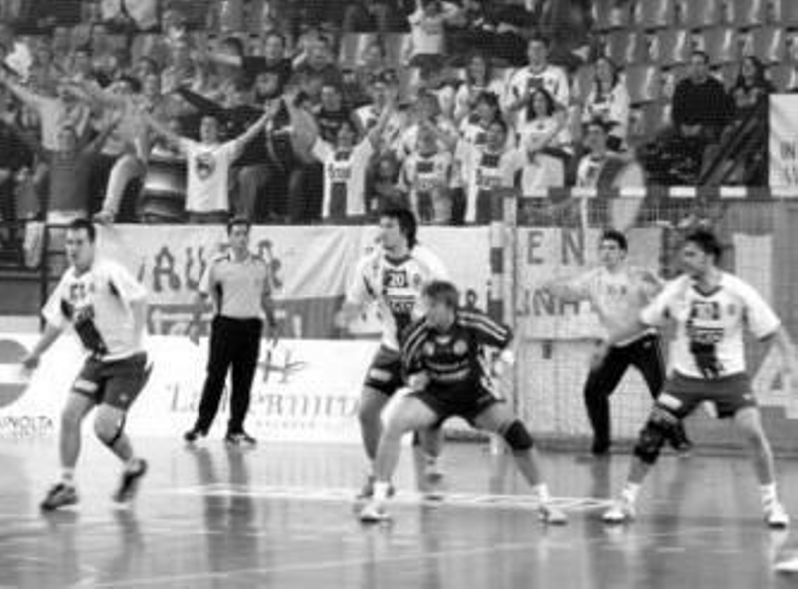 Distintos momentos del polémico Teka-Torrevieja.