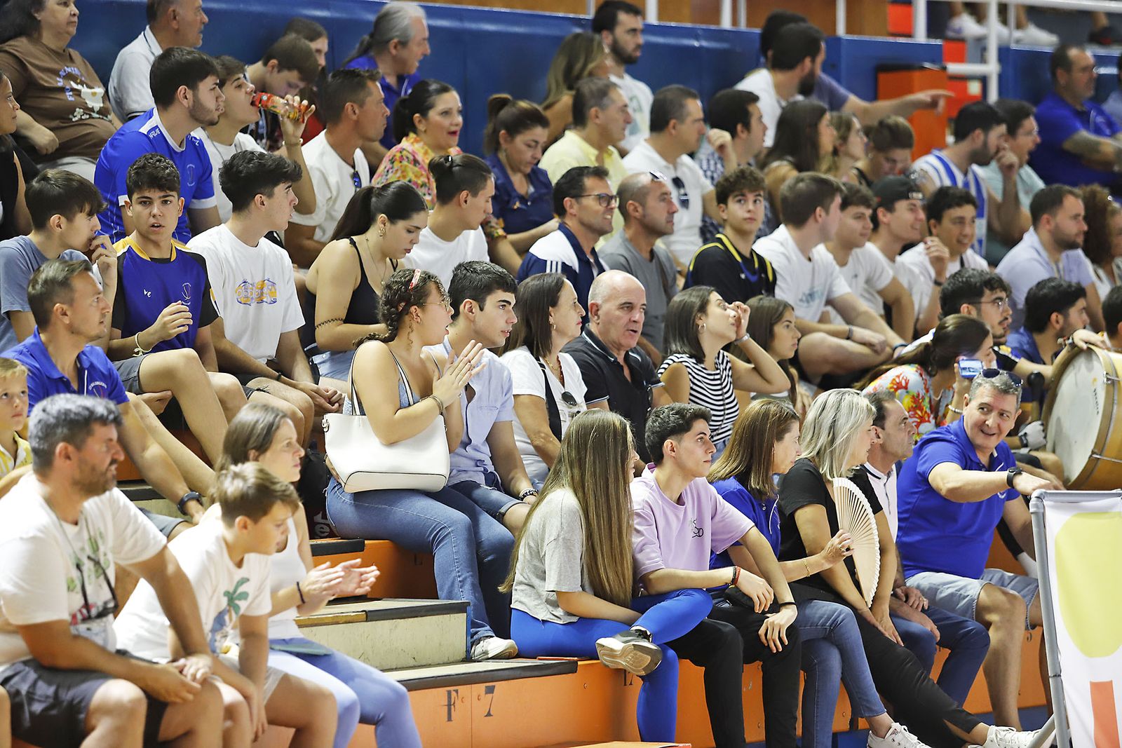 Imágenes del partido de baloncesto entre el Huelva Comercio Viridis y el Juventud Alcalá