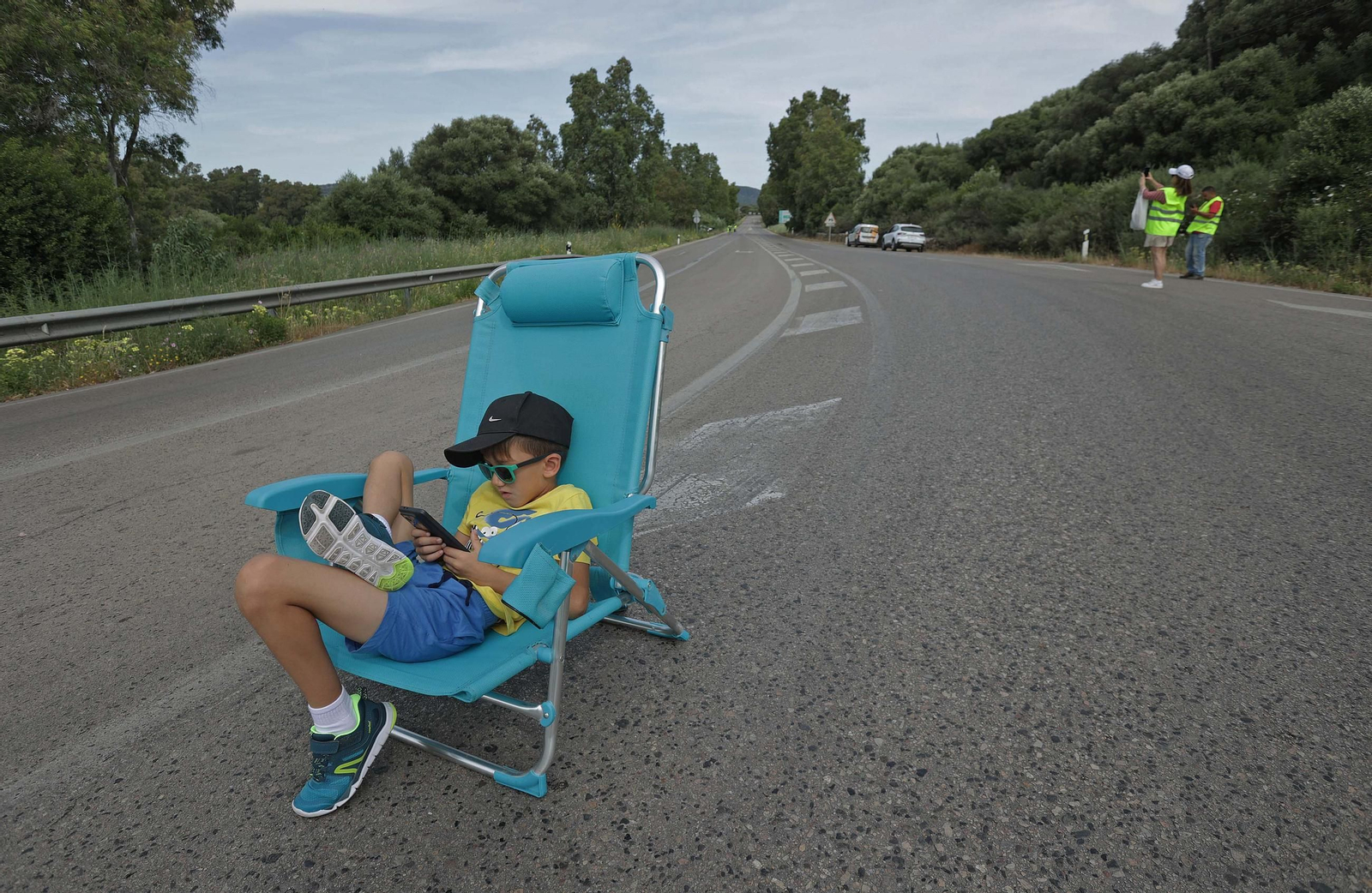 Fotos de la concentración por el mal estado de la carretera A-405 en Jimena