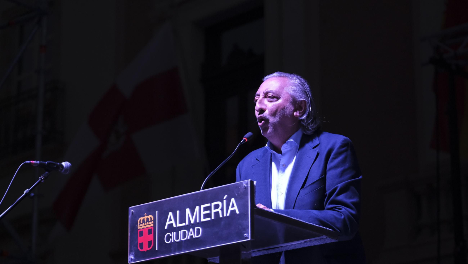 Juan Carmona, pregonero de la Feria de Almería 2024, en imágenes