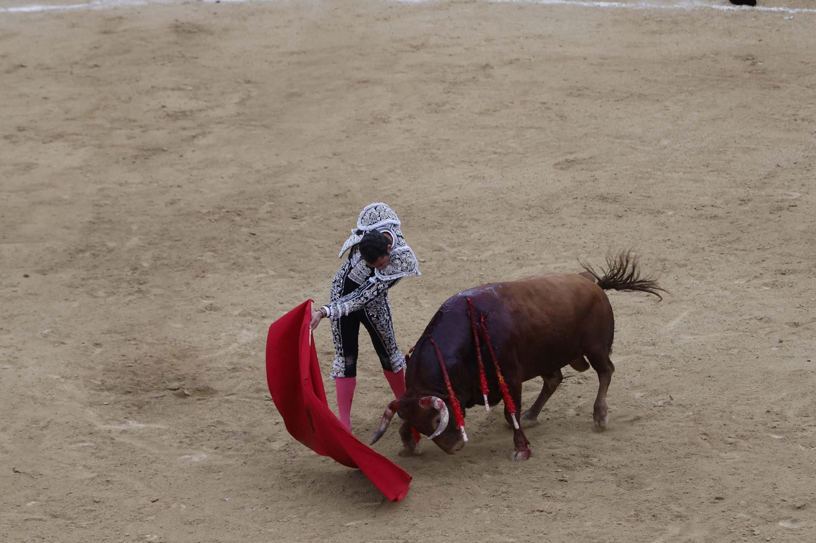 Las fotos de la corrida de toros de Lagunajanda para Manuel Escribano, David Galán y Pepe Moral en Tarifa