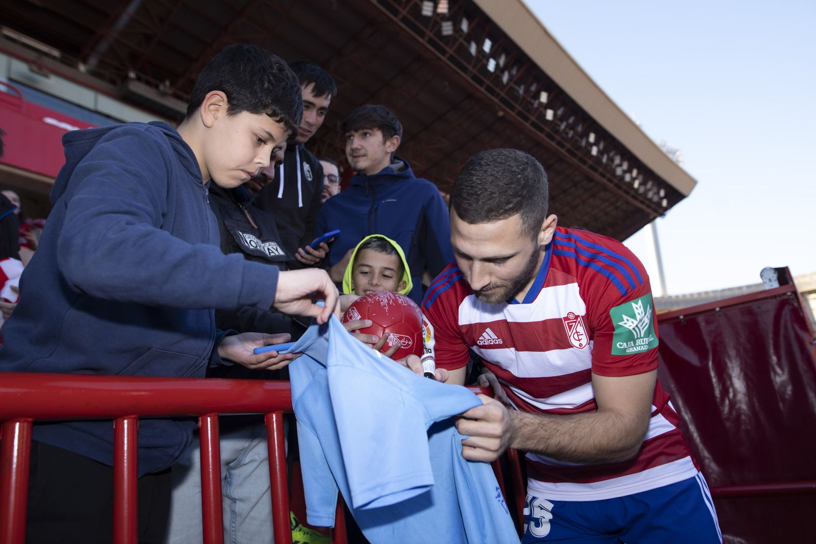 Las mejores imágenes de la presentación de Shon Weissman