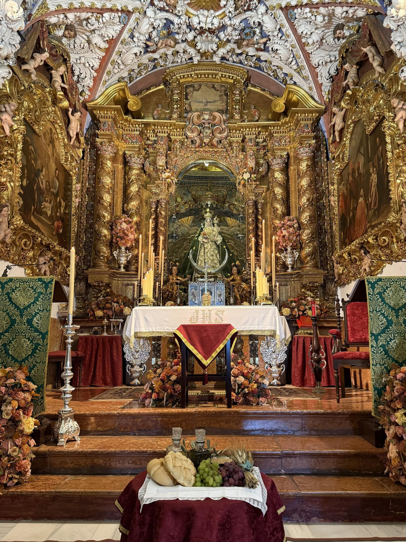 Ofrenda de frutos a la Virgen de Araceli