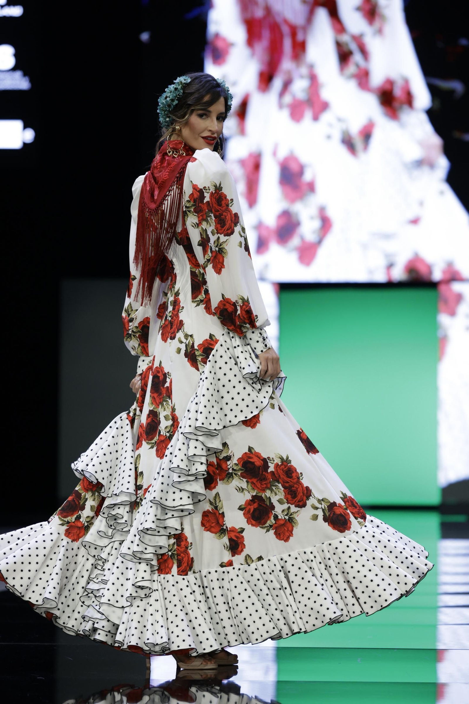 Desfile de Hermanas Serrano en SIMOF 2025, todas las fotos