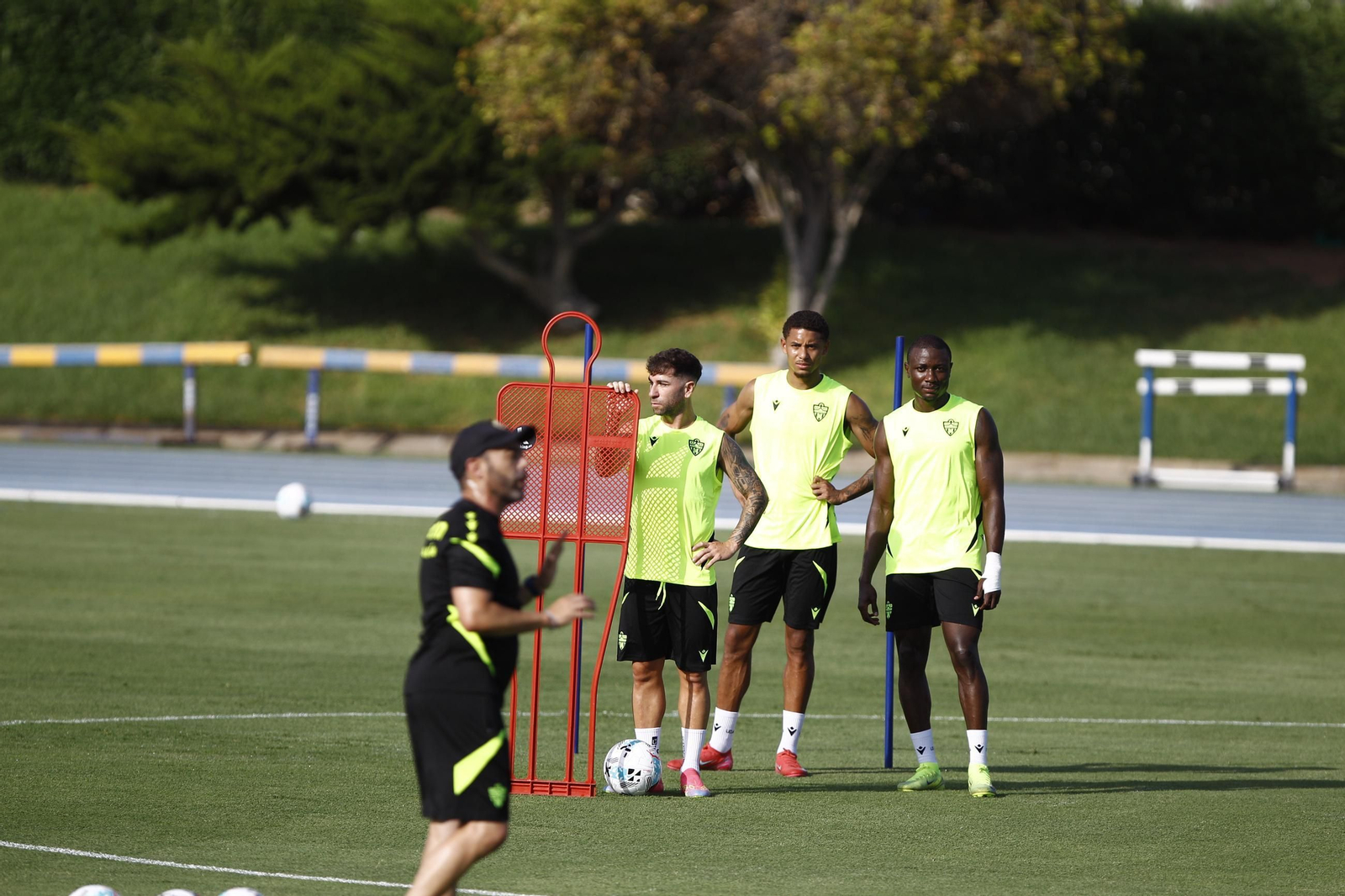Primer entrenamiento de la Temporada 2025-2026 de la U.D. Almería, en imágenes