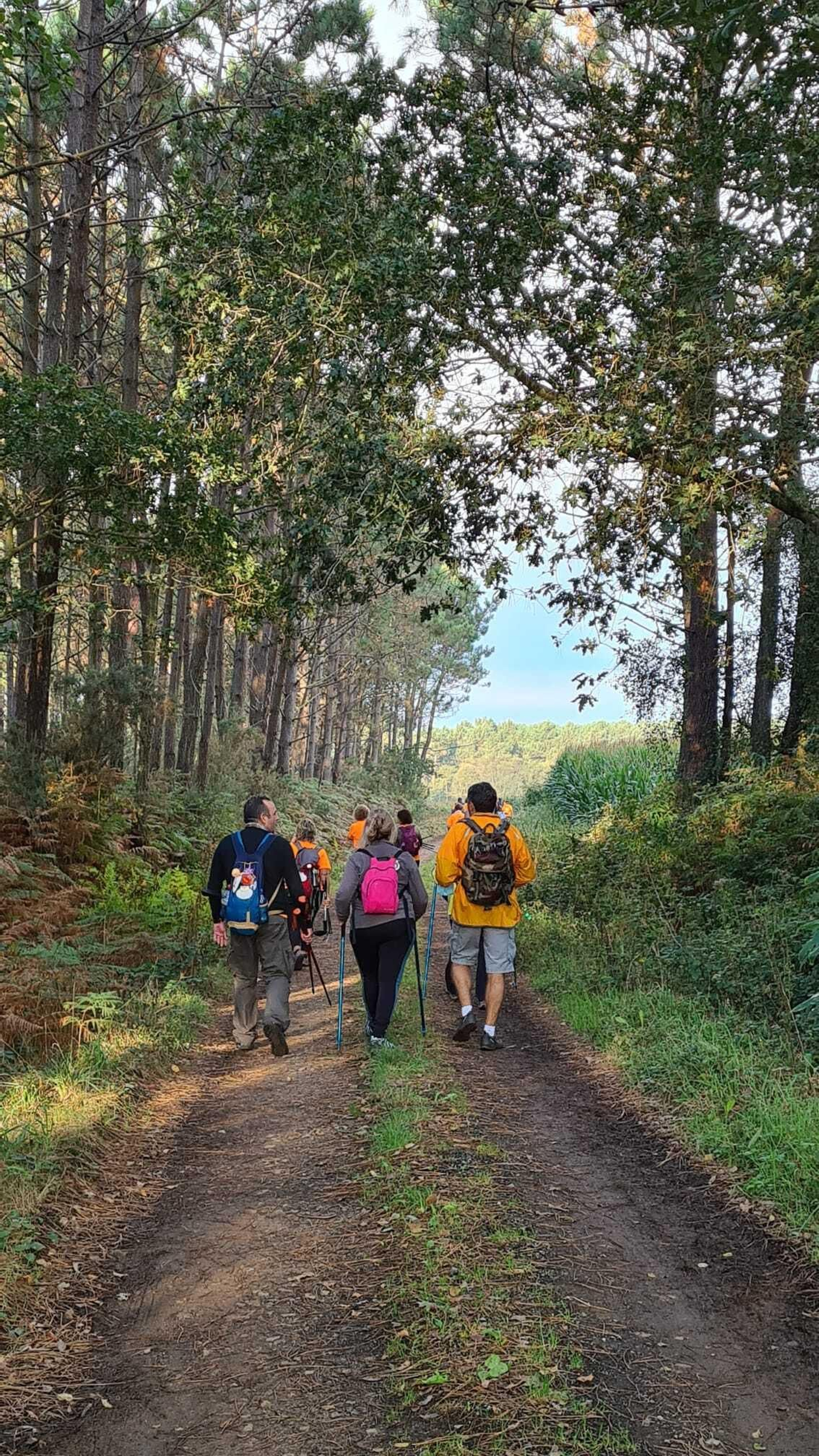 Los peregrinos durante una de las etapas del trayecto recorrido.