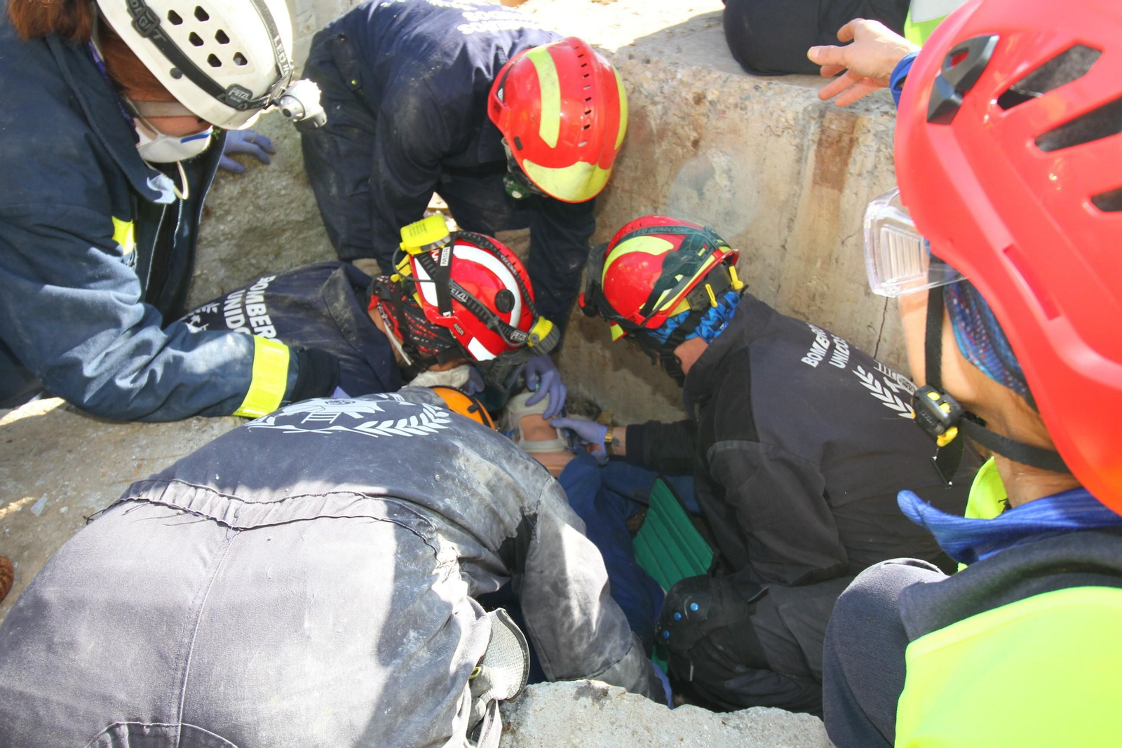 Imágenes del curso Asistencia Sanitaria en Catástrofes de Bomberos Unidos Sin Fronteras