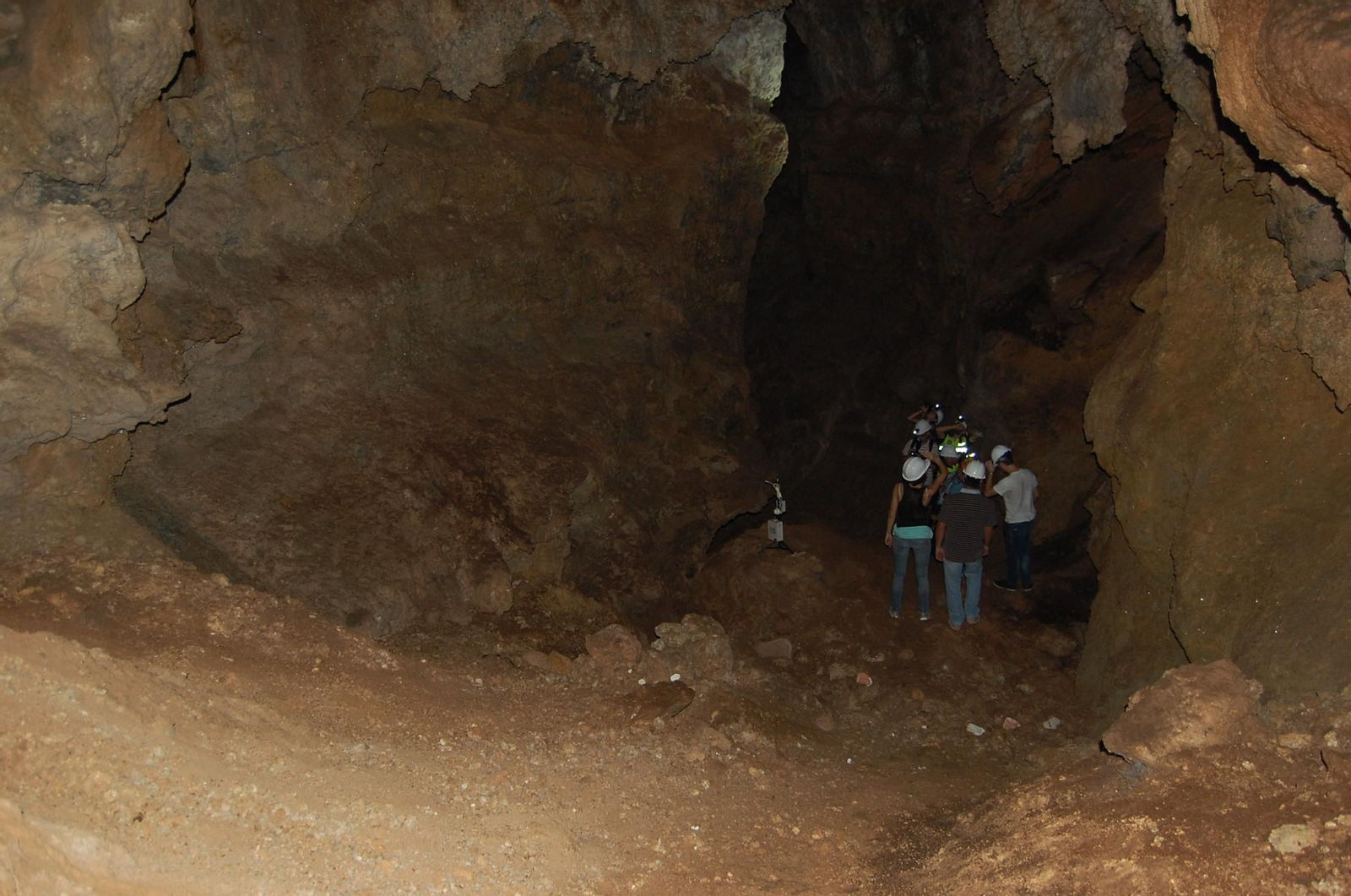 Visitas en la Cueva del Yeso. Visitas en la Cueva del Yeso.