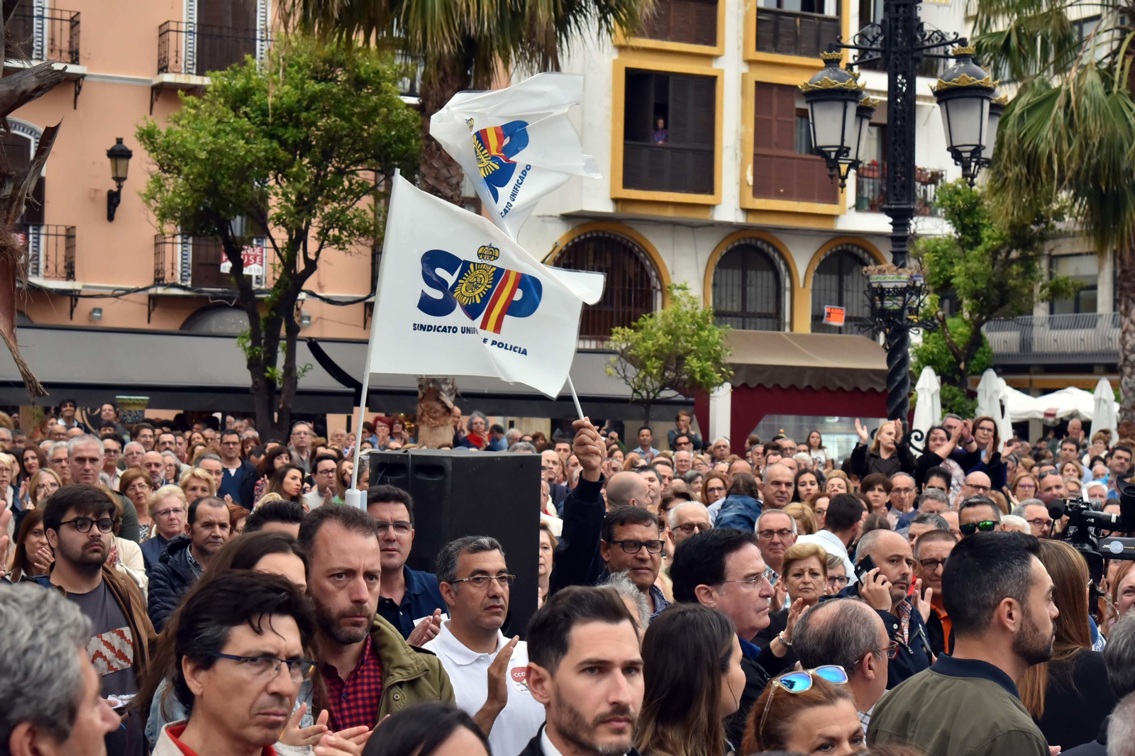 Las imágenes de la manifestación en la Plaza Alta de Algeciras