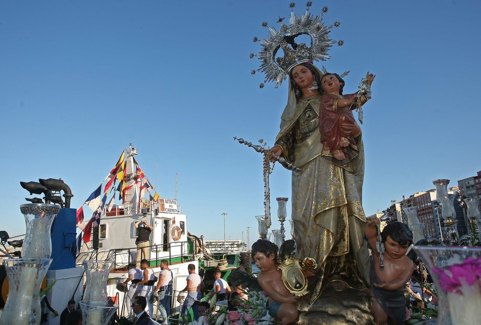 La procesión marítima de la Virgen del Carmen que se conmemora el 16 de julio.