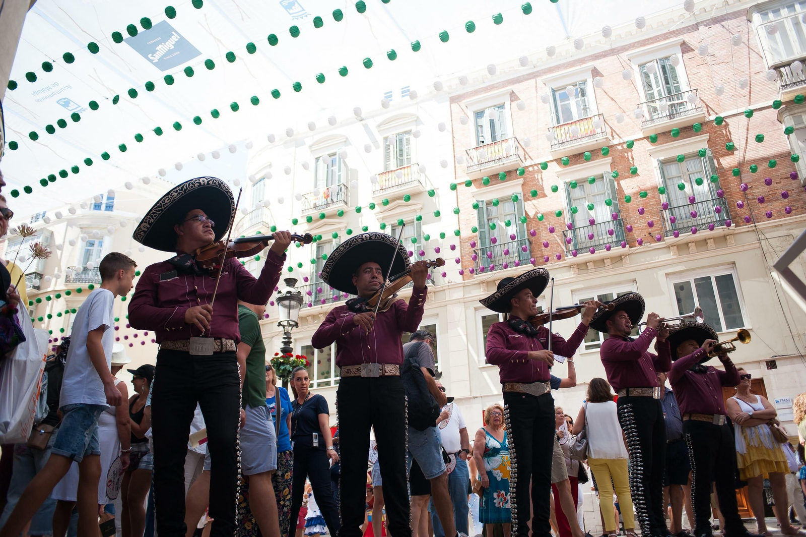 Fotos de este viernes en la Feria de Málaga Fotos de este viernes en la Feria de Málaga