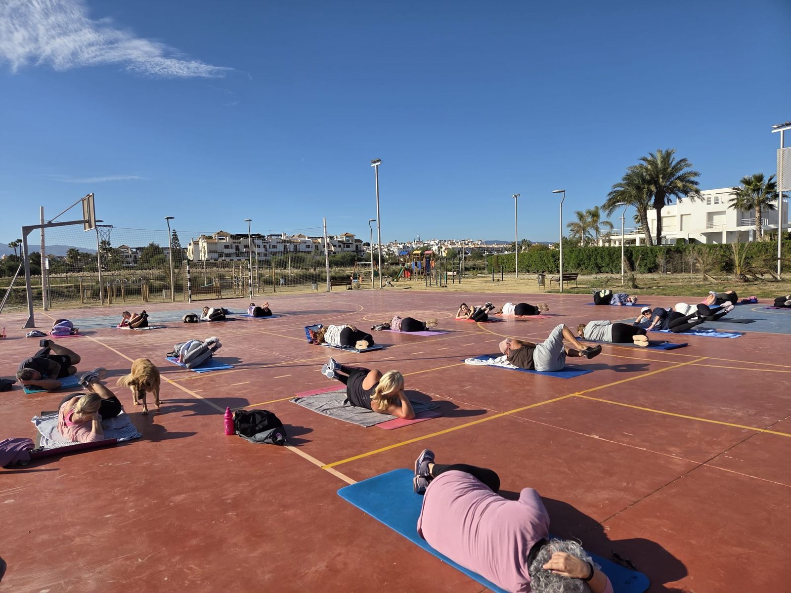 Las playas de Vera se llenan de arte y deporte con el éxito de 'Tus Playas de Invierno