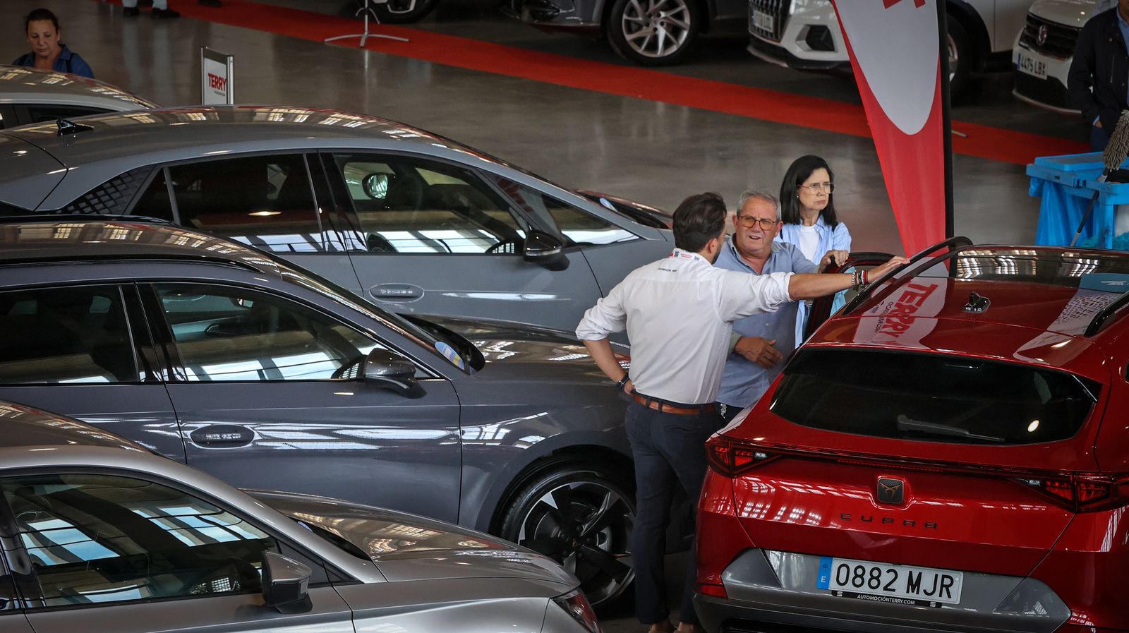 Imágenes de la Feria del Vehículo de Ocasión Multimarca en Jerez