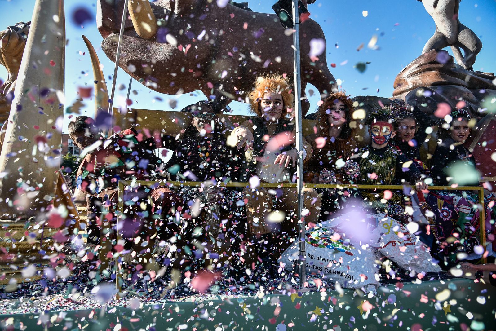 Imágenes de las cabalgatas a su paso por La Orden, Cardeñas y Las Colonias