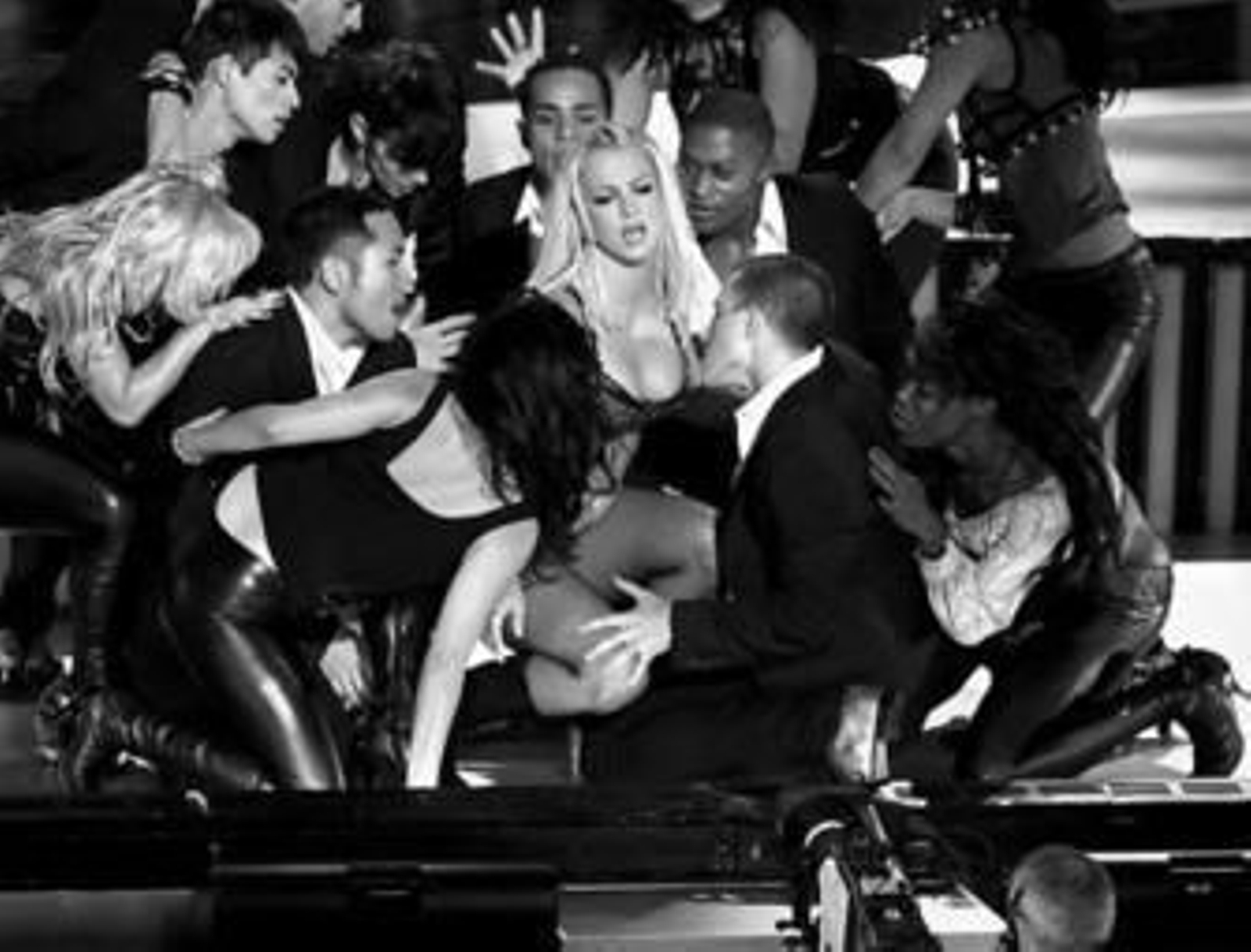 Britney Spears se desnuda en público