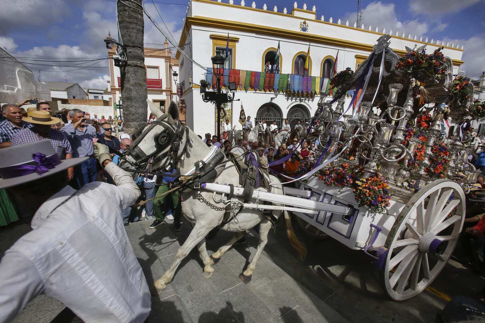 Paso de las Hermandades por Villamanrique