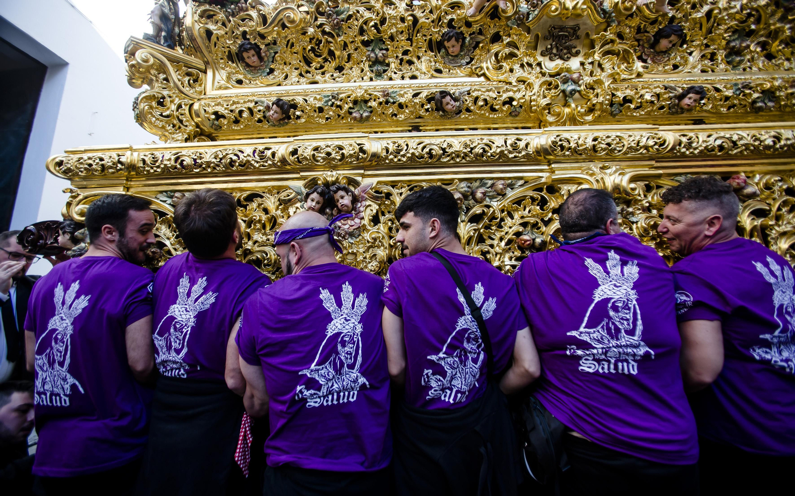 Las imágenes de la cofradía de Las Cigarreras en la Semana Santa de Cádiz 2022