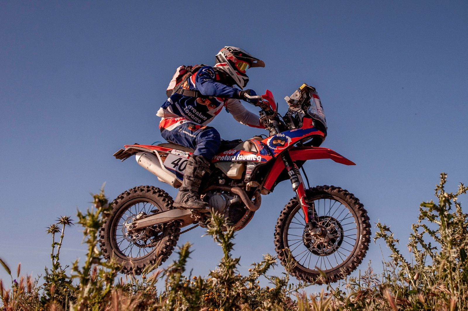 Los grandes del Dakar enseñan el paisaje rural de Andalucía