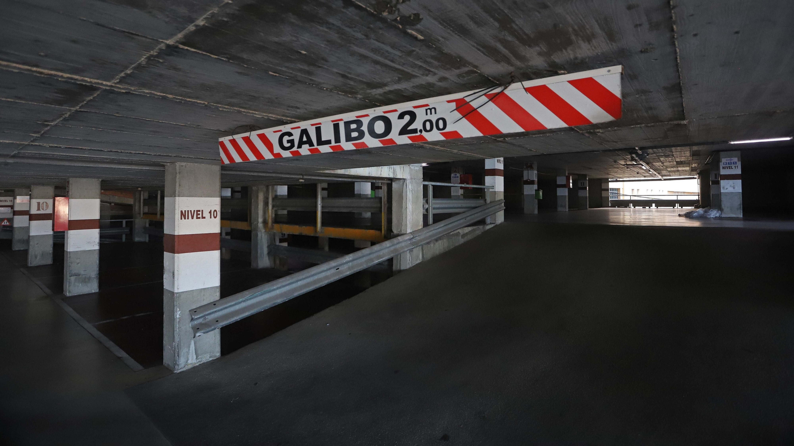 Fotos del cierre del parking La Escalinata en Algeciras Fotos del cierre del parking La Escalinata en Algeciras