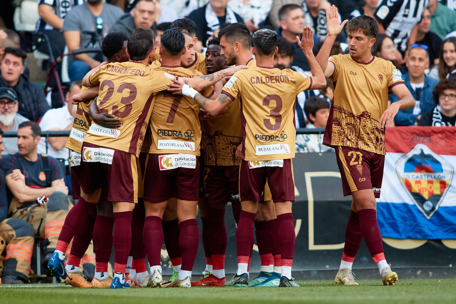 Las mejores fotos del ambiente en Castalia para el Castellón - Córdoba CF